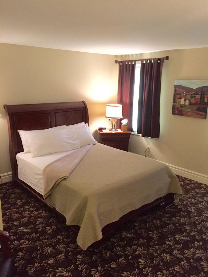 The Queen'S Inn Picton Buitenkant foto