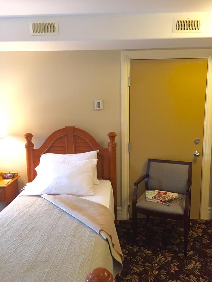 The Queen'S Inn Picton Buitenkant foto